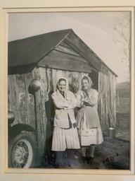 Mary and Laura Fulbright on Wash Day