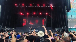 Taken on 7/30/2018 in Charlotte, NC at the PNC Music Pavilion "Atmosphere is an American hip hop duo from Minneapolis, Minnesota, consisting of rapper Slug (Sean Daley) and DJ/producer Ant (Anthony Davis). Since its formation in 1996, the group has released twelve studio albums and ten extended plays." Wikipedia: https://en.wikipedia.org/wiki/Atmosphere_(music_group)